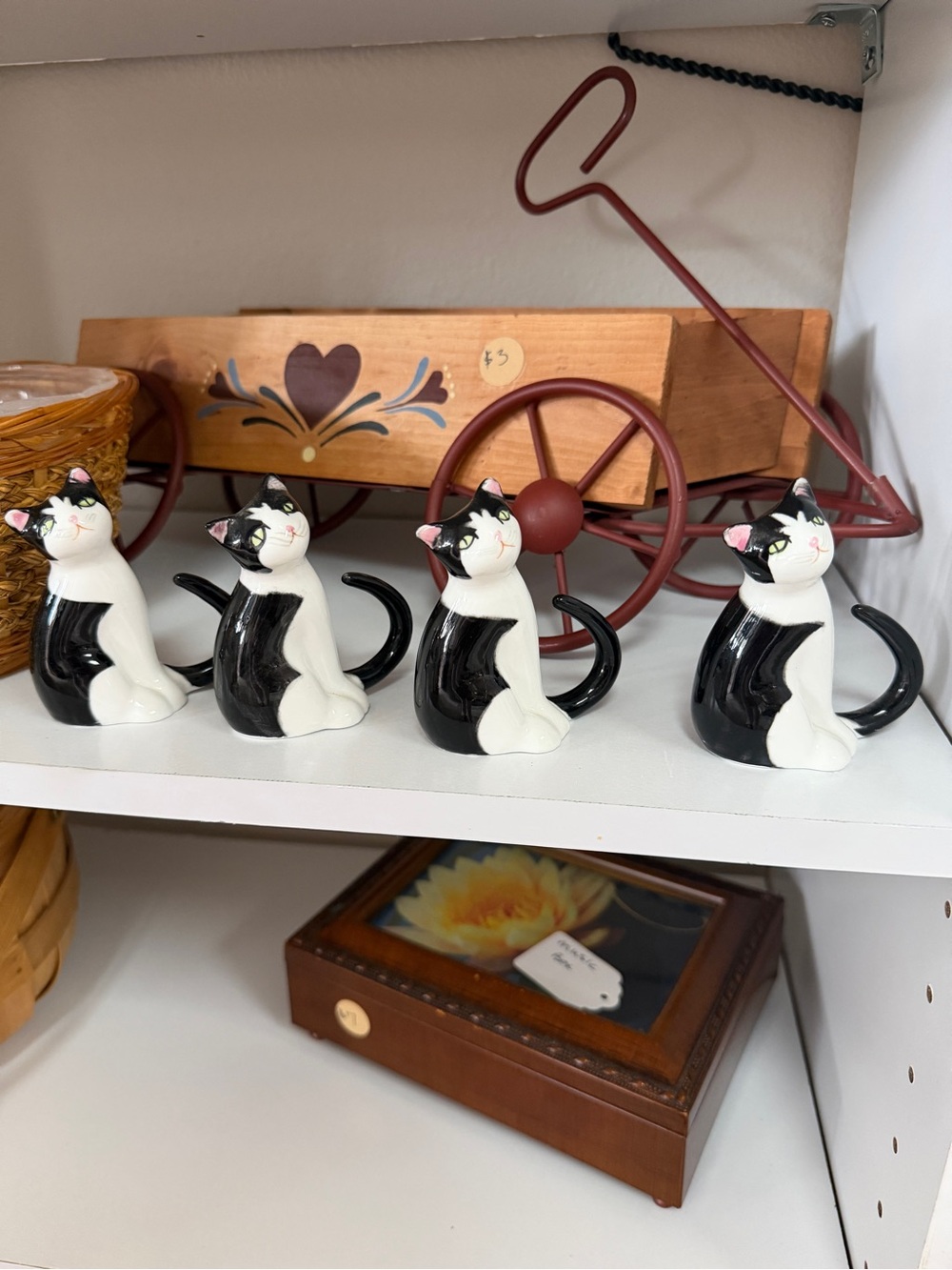 Black and White Ceramic Cat Figurine Set - Home Accents